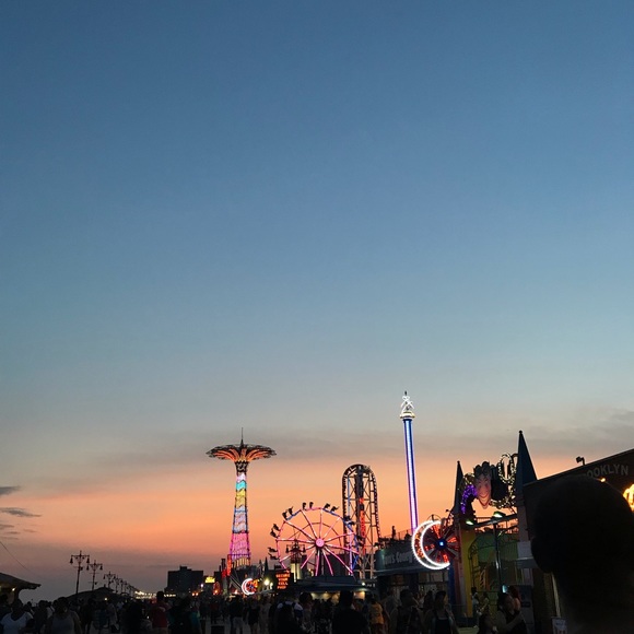 Meet your Posher, - Picture 2 of 2